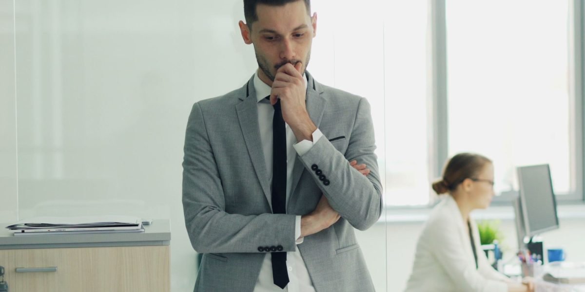 Navigating the many computer science learning options can feel overwhelming, requiring careful decision-making.