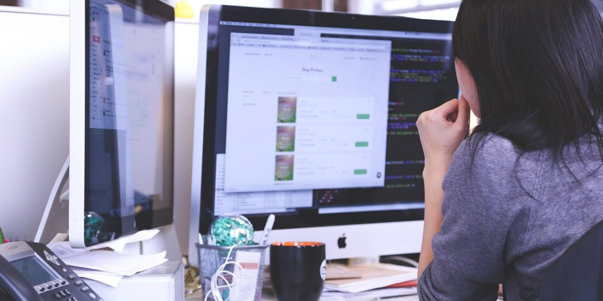 Effectively communicating AI project ROI to executives requires clear, outcome-focused metrics and dashboards.